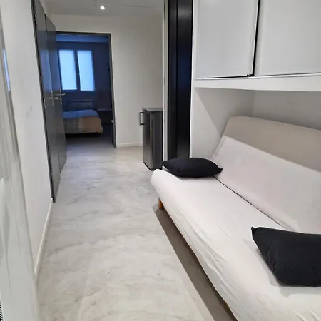 Lägenhet 30 M2 With Us *